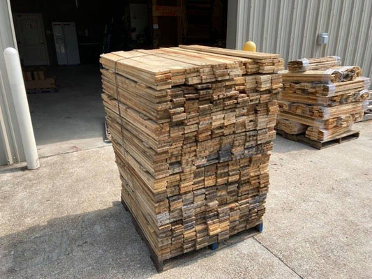 Bulk Pallet Wood -  700 Reclaimed Pine Pallet Boards - 500 Square feet